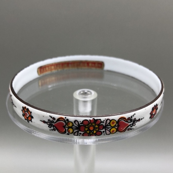 Vintage Austria Enamel Hand Painted Bangle Hearts and Flowers Romantic Boho - Picture 2 of 8